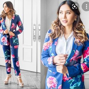 Banana Republic • Floral Blazer